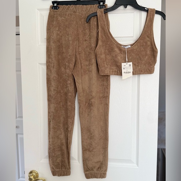 Zara Pants - NWTA 2 piece Zara Terrycrop Tank Top and Joggers